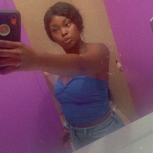 Meet your Posher, Latoria